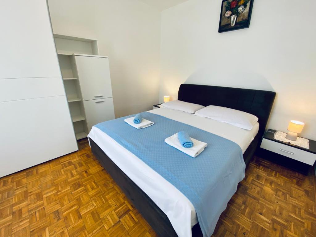 Porat Appartement Starigrad Paklenica Buitenkant foto