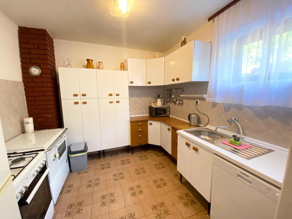 Porat Appartement Starigrad Paklenica Buitenkant foto