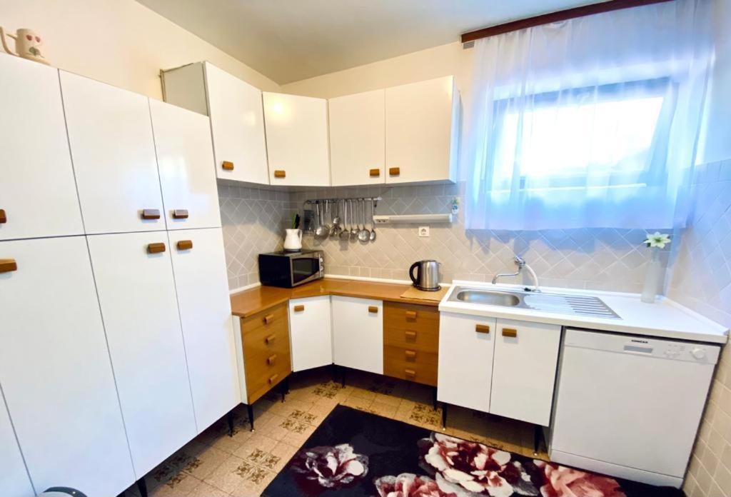 Porat Appartement Starigrad Paklenica Buitenkant foto